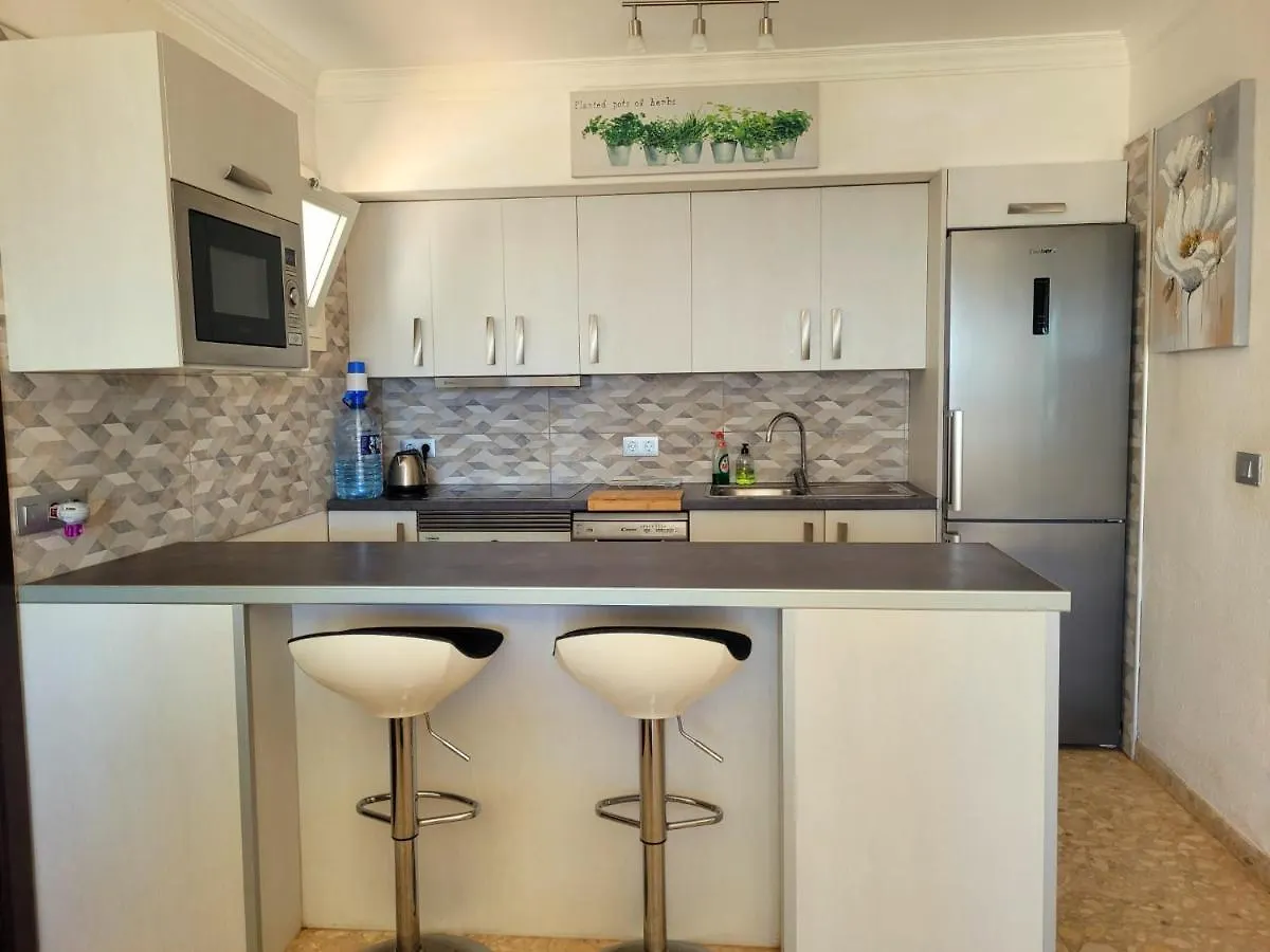 Promenade Paradise Apartment Σαν Μιγκέλ ντε Αμπόνα